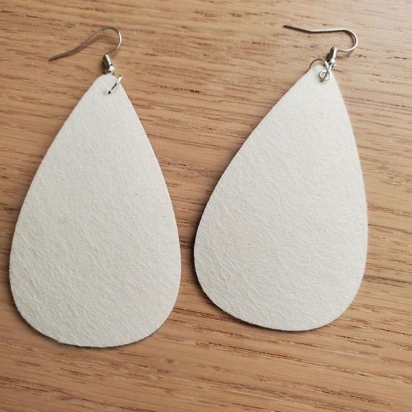 HANDMADE Large Sunflower Dangly Teardrop Earrings - Picture 2 of 4